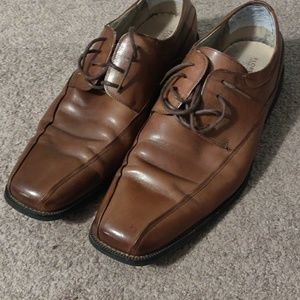 Florsheim dress shoes 12D